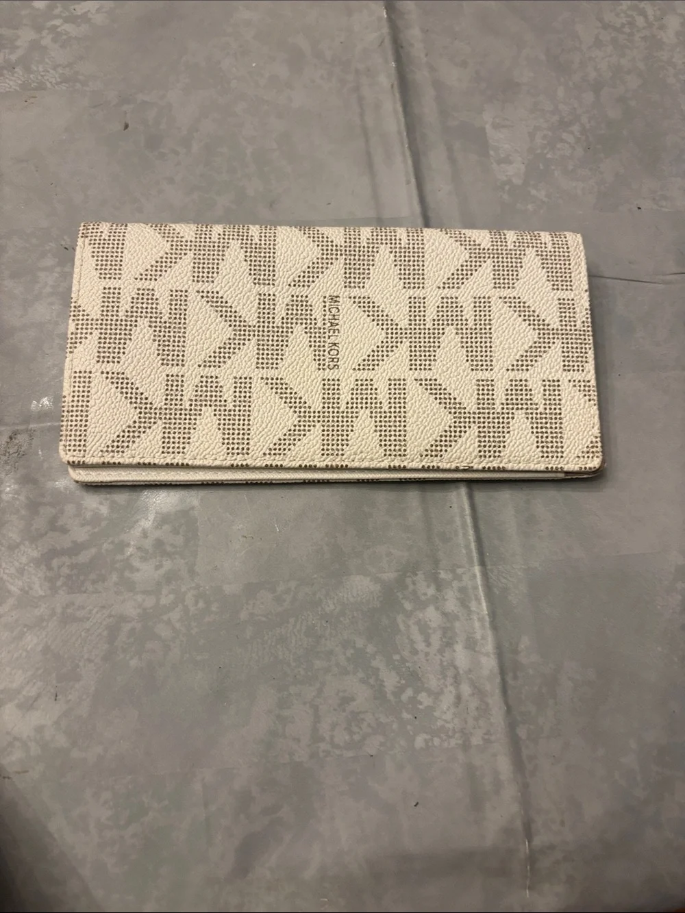 Michael Kors Beige Signature Continental Wallet with Gold Plaque